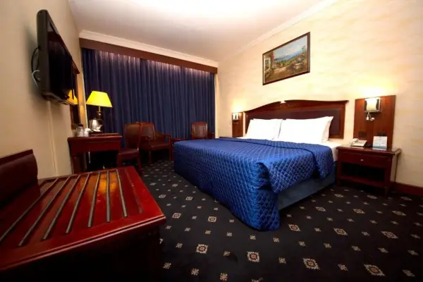 Mount Royal Hotel 6